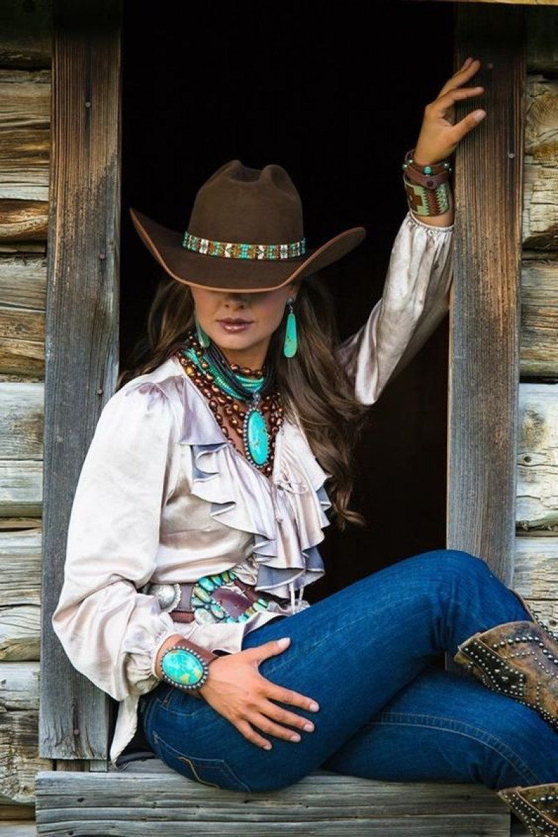 White Parka Coat Cowgirl Fashion Outfit Designs With Dark Blue And Navy Casual Trouser, Headgear: sun hat,  cowboy hat,  akubra cattleman hat,  akubra hats  