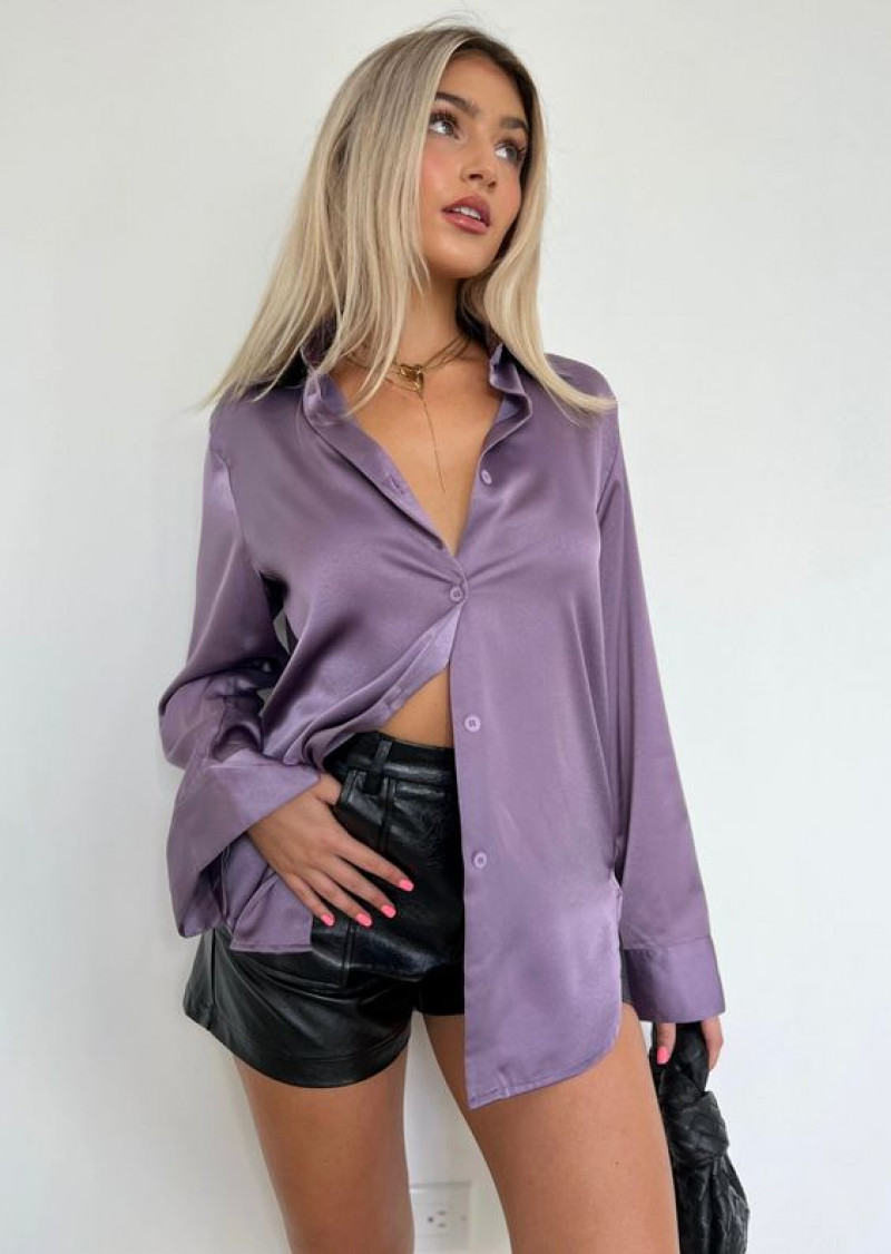 Purple And Violet Silk Shirt Fashion Wear With Black Casual Short: 