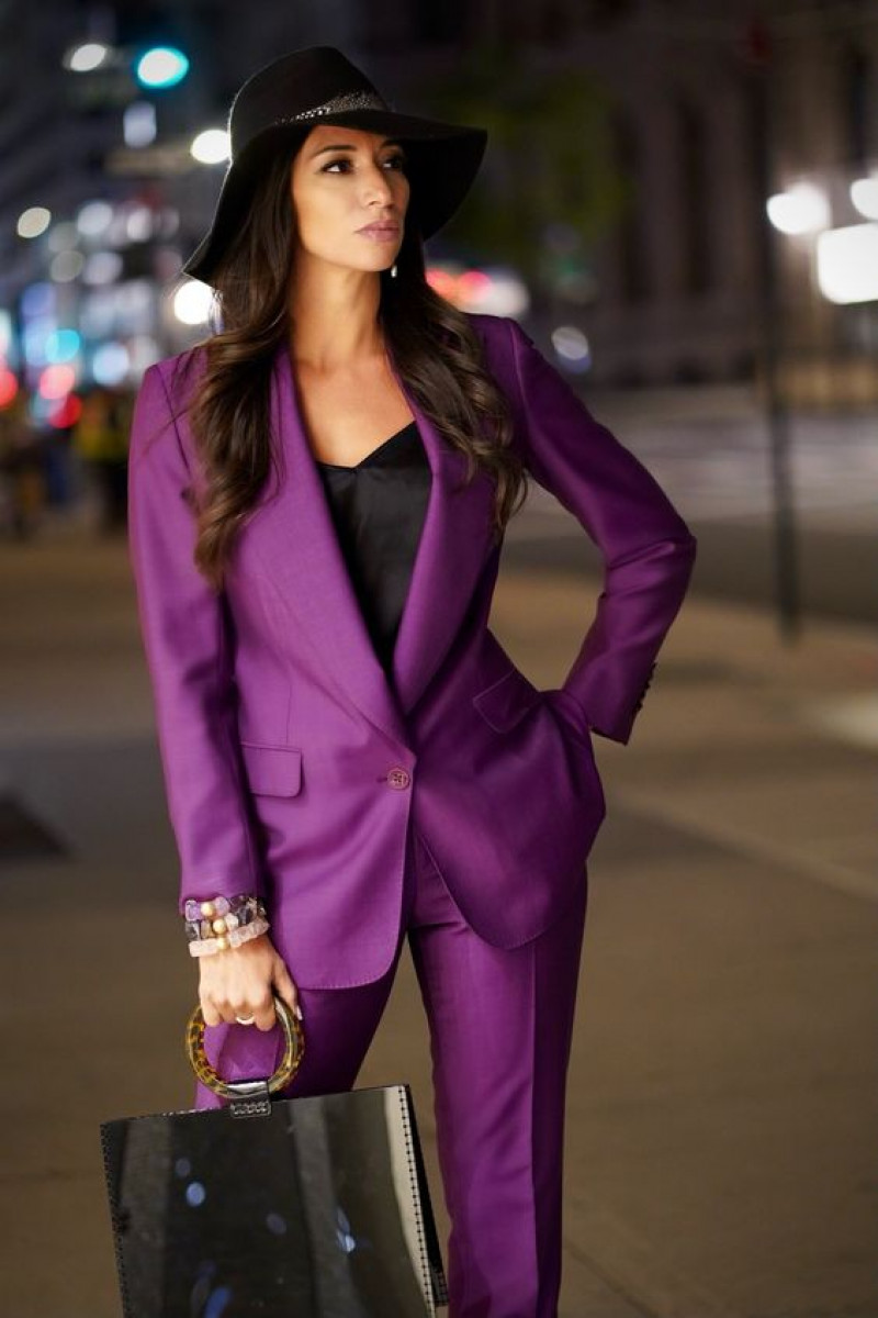 Purple And Violet Suit Jackets Tuxedo  Wardrobe Ideas With Purple And Violet Suit Trouser, Purple Tux For Women: 