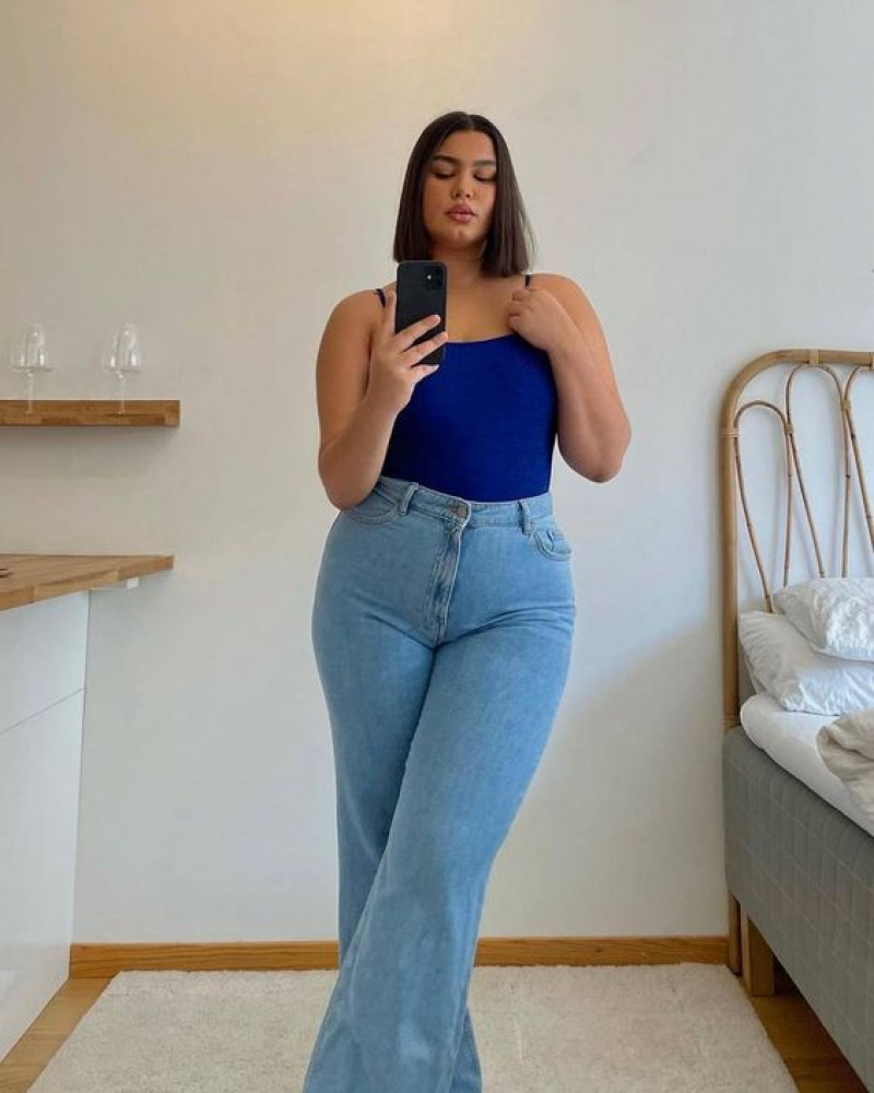 Dark Blue And Navy Top Plus Size Teenage Outfit Trends With Light Blue Jeans: plus-size clothing,  high-rise,  plus size jeans,  wide-leg jeans,  women's pants,  plus size pants  