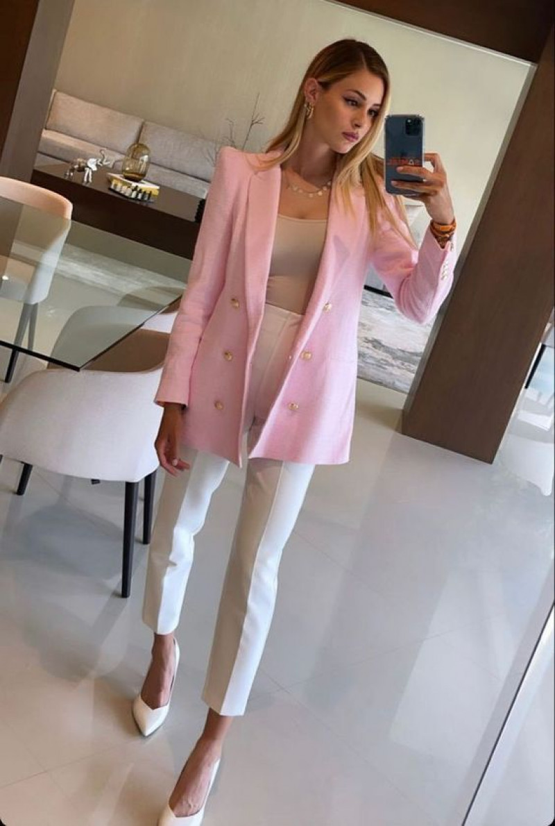 Pink Wool Coat  Fashion Ideas With White Formal Trouser, Formal Outfit Blazer Rosa: 