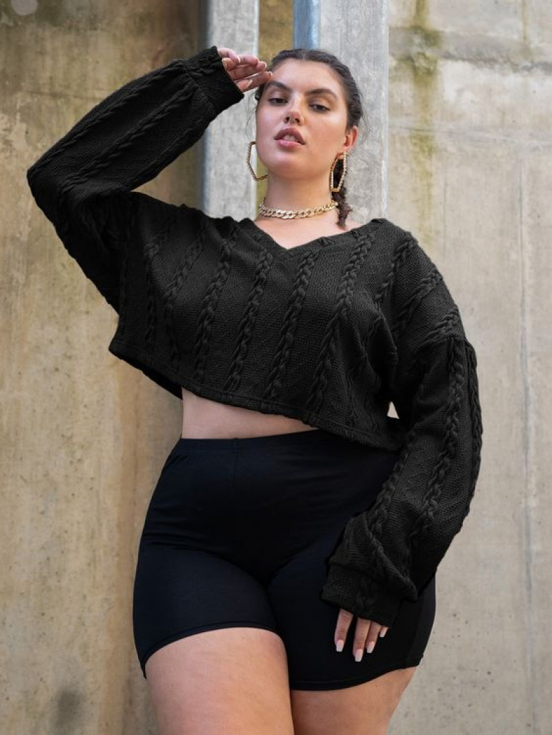 Black Sweatshirt, Plus Size Crop Top Fashion Ideas With Black Casual Short, Shoulder: plus-size clothing,  crop top,  off the shoulder  