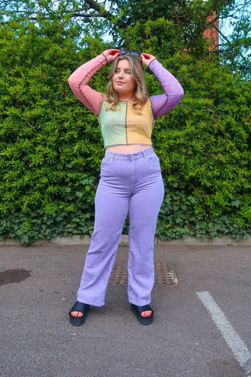 Crop Top Curvy Teenage Outfits With Purple And Violet Casual Trouser: fashion accessory,  active pants  